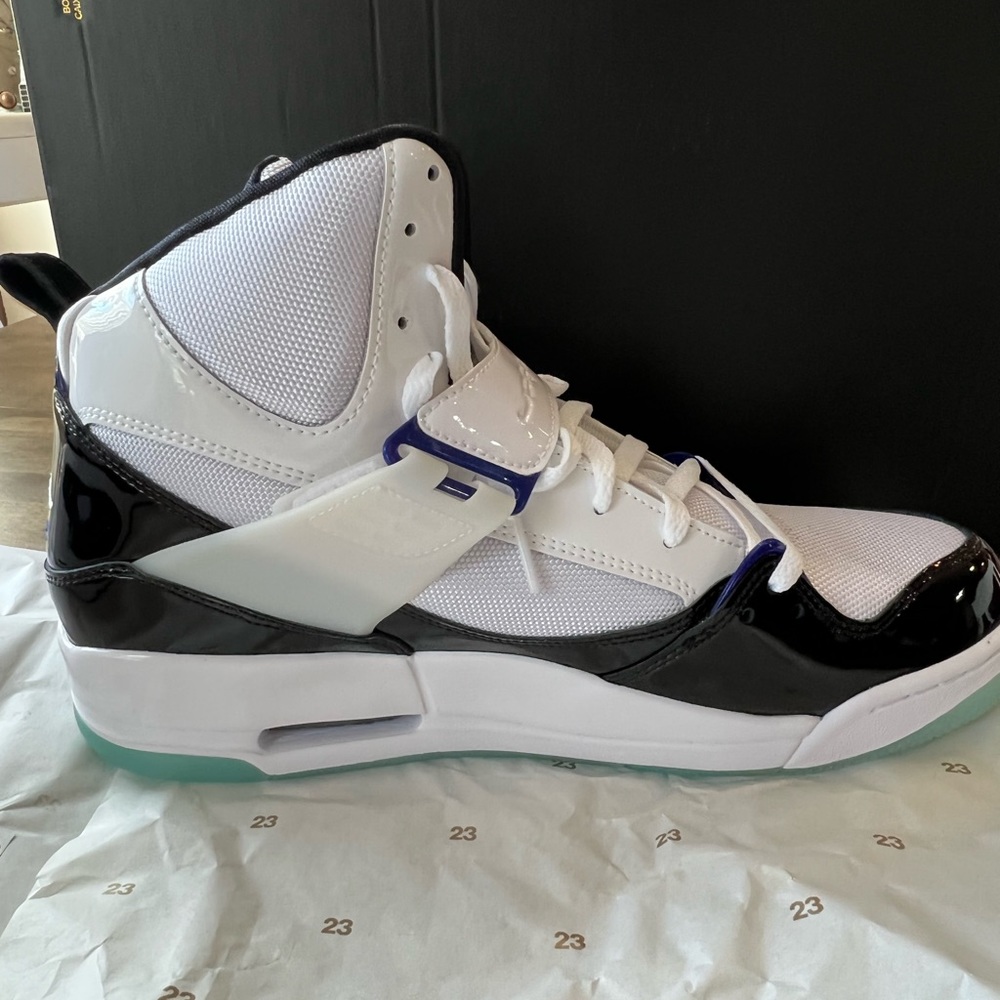 Jordan Flight 45 high dead stock